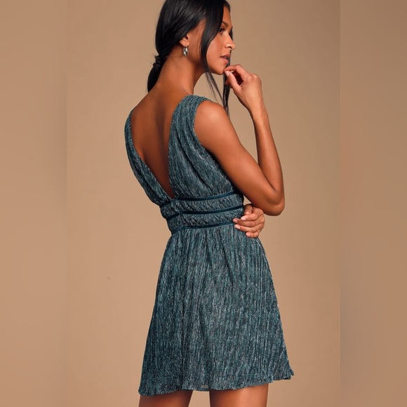 Lulus metallic teal green mini dress women’s size extra small, elegant, trending - Picture 2 of 11